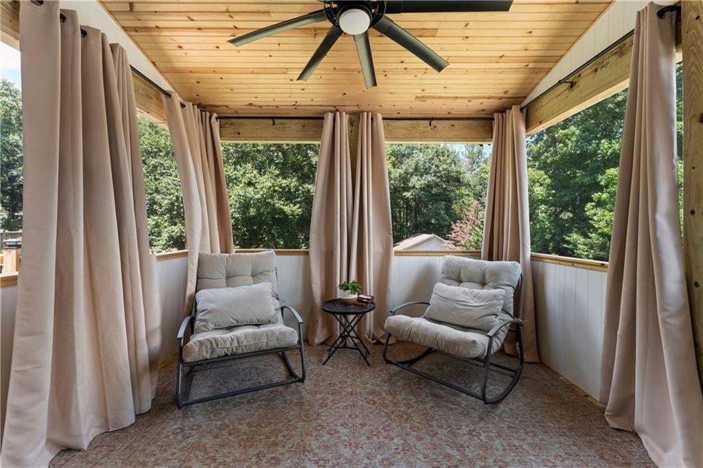 9 Topridge Drive
