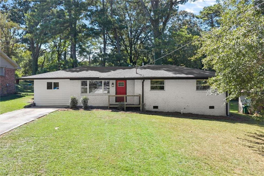 1933 Glen Echo Drive