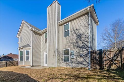 A home in Fairburn