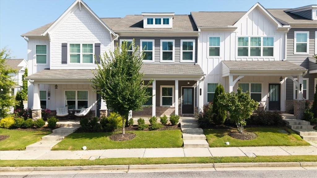 Welcome to 1983 Drew Drive, a thoughtfully designed 3-bedroom, 2.5-bath townhome offering comfort, style, and a connected lifestyle in one of Atlanta’s most vibrant neighborhoods, West Highlands.
Inside, you’ll find a bright and open layout that feels both spacious and welcoming. The heart of the home is the modern kitchen, featuring a large quartz island, beautiful stone backsplash, ample cabinetry, and an eat-in area perfect for everyday dining or casual entertaining. The great room is filled with natural light, creating an ideal space to relax or host friends.
Upstairs, the primary suite provides a peaceful retreat with a custom walk-in closet and dual vanity bath, while two additional bedrooms offer flexibility for guests, a home office, or hobbies.
Enjoy the charm of the covered front porch with awning, and take advantage of neighborhood amenities like a community pool, green space, and direct access to the Proctor Creek Greenway Trail, which leads to Shirley Franklin Park—formerly known as Westside Park—Atlanta’s largest green space.
Conveniently located near Chattahoochee Food Works, Your 3rd Spot, Top Golf, and Scofflaw Brewing/Dr. Scofflaw’s. This home is ideal for anyone who values in-town living with easy access to work, play, and nature.