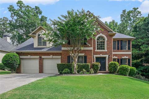 Homes For Sale - 4195 Canterbury Walk Drive<br/> Duluth, GA 30097