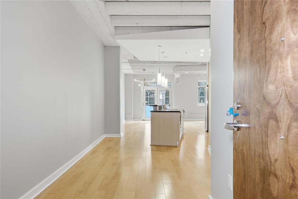 805 Peachtree Street NE 219