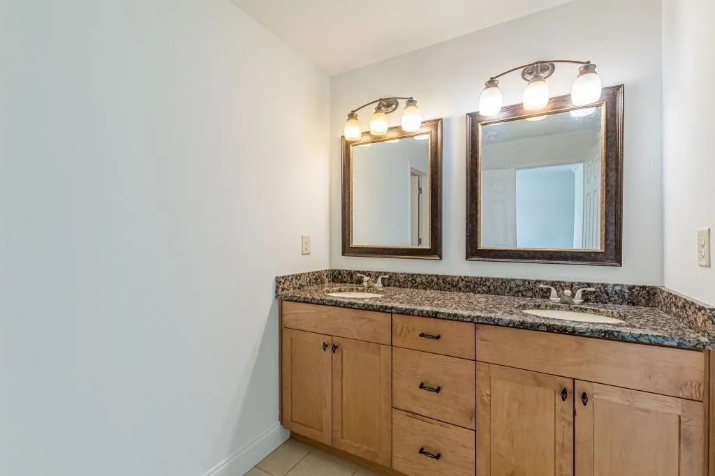 Atlanta, Georgia 30316, United States, 3 Bedrooms Bedrooms, ,4 BathroomsBathrooms,Residential,Active,202292