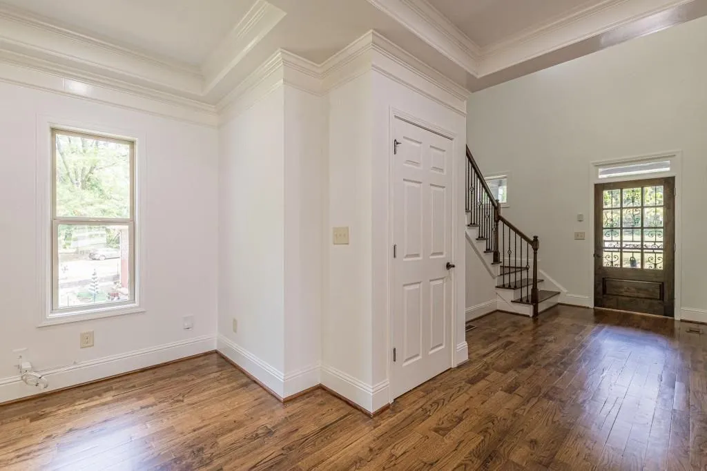 Atlanta, Georgia 30316, United States, 3 Bedrooms Bedrooms, ,4 BathroomsBathrooms,Residential,Active,202292