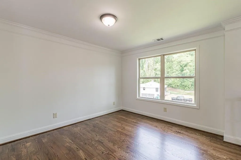 Atlanta, Georgia 30316, United States, 3 Bedrooms Bedrooms, ,4 BathroomsBathrooms,Residential,Active,202292