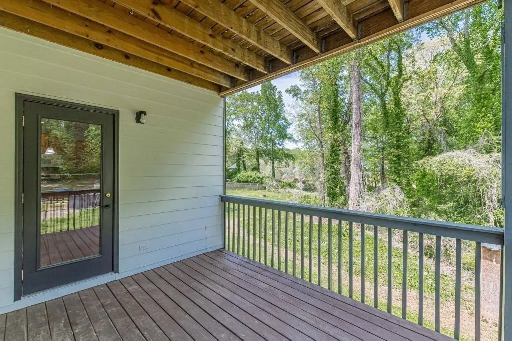 Atlanta, Georgia 30316, United States, 3 Bedrooms Bedrooms, ,4 BathroomsBathrooms,Residential,Active,202292