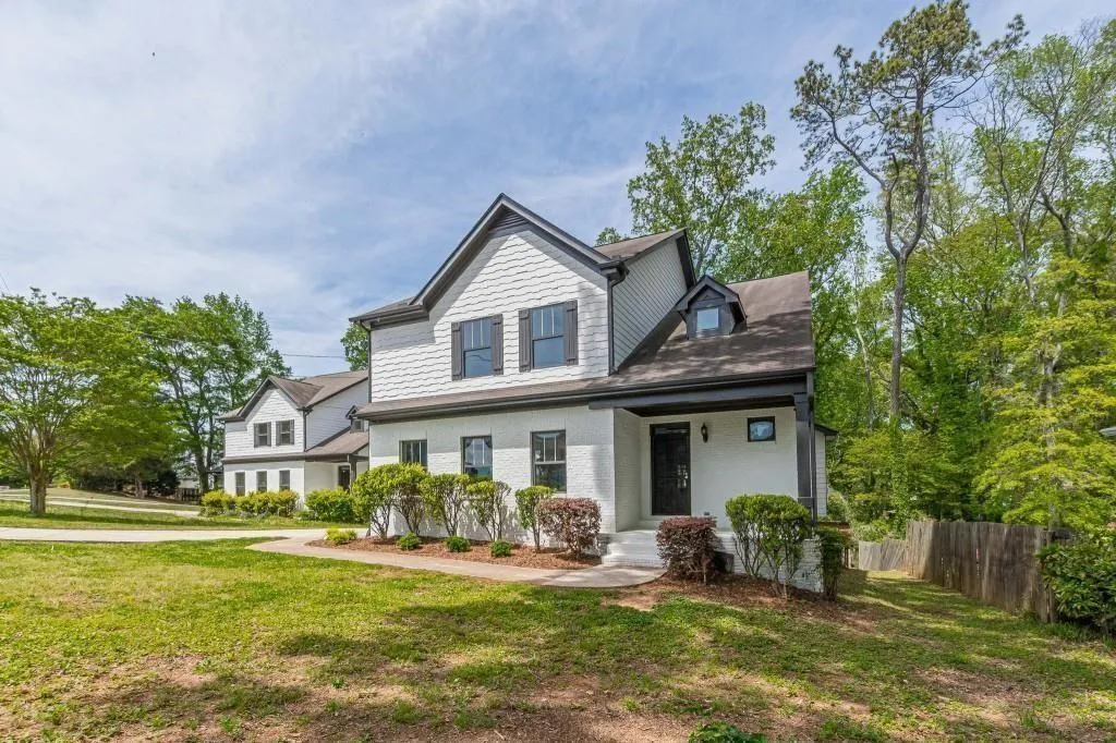 Atlanta, Georgia 30316, United States, 3 Bedrooms Bedrooms, ,4 BathroomsBathrooms,Residential,Active,202292