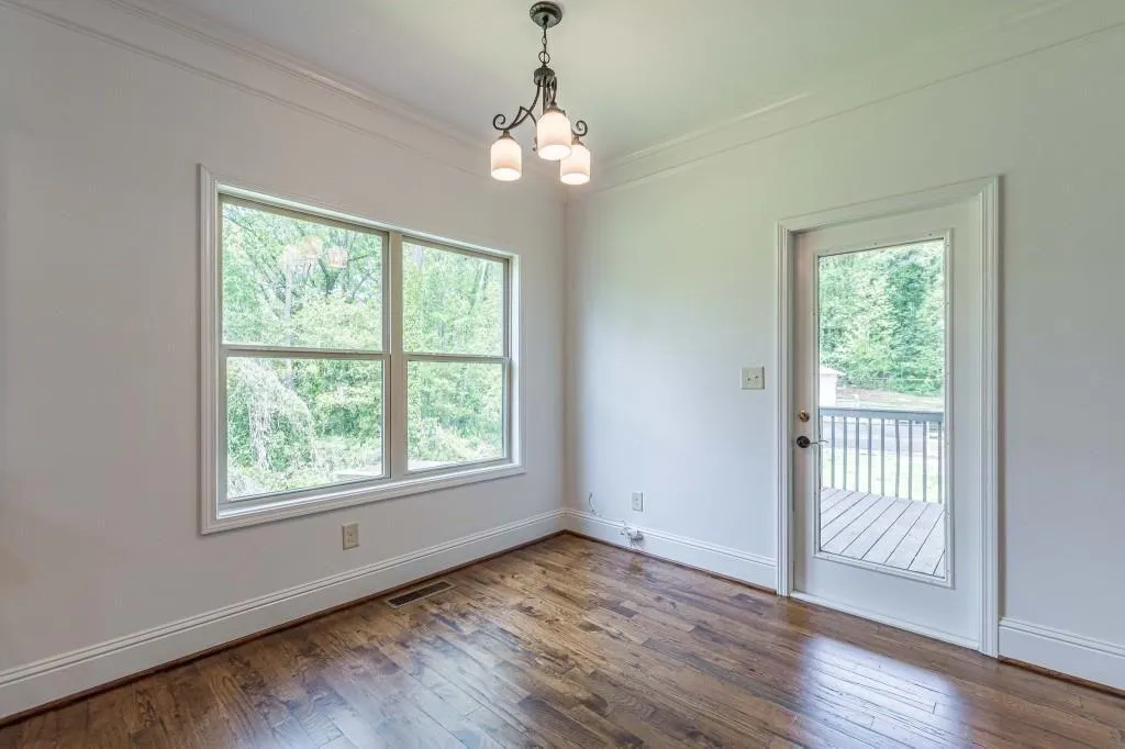 Atlanta, Georgia 30316, United States, 3 Bedrooms Bedrooms, ,4 BathroomsBathrooms,Residential,Active,202292