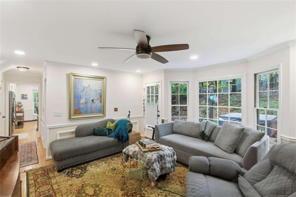 9156 Branch Valley Way