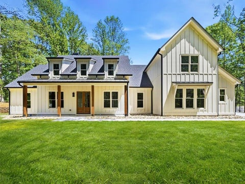 Homes For Sale - 2200 Upper Burris Road<br/> Canton, GA 30114