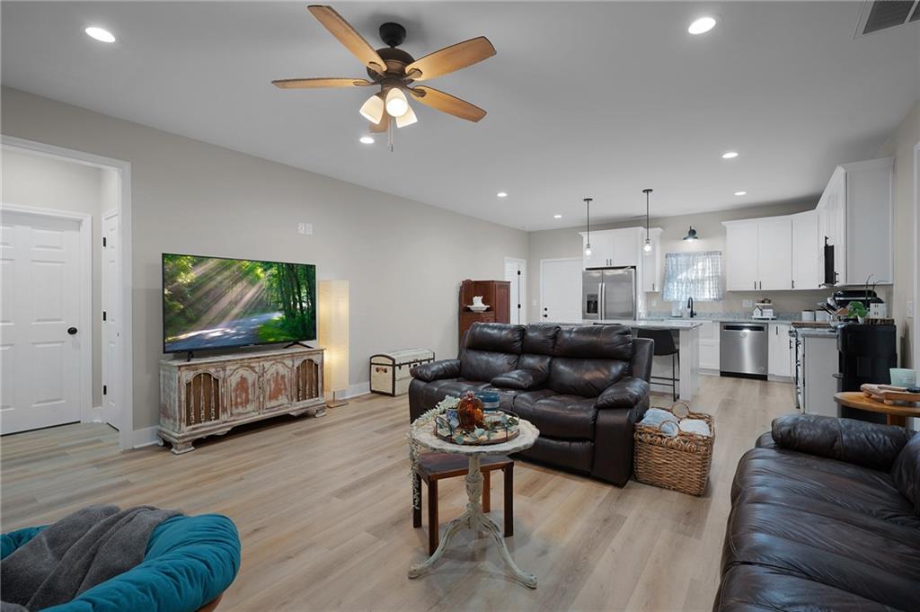 106 Gazelle Dew Road NE