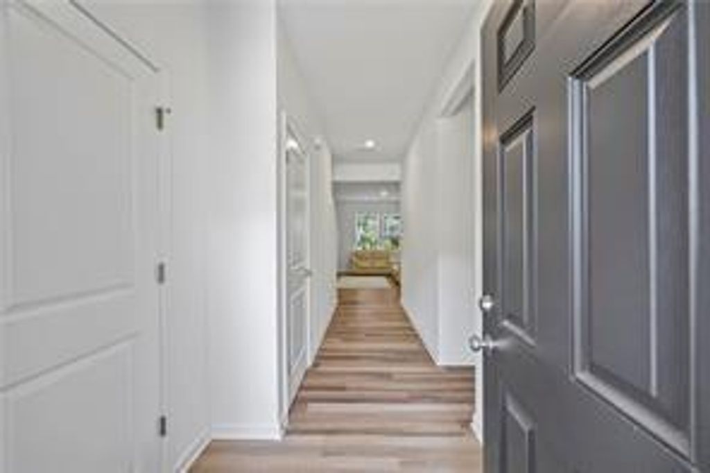 Photo of 2942 Salinger Way, Gainesville, GA 30507 (MLS # 7703975)