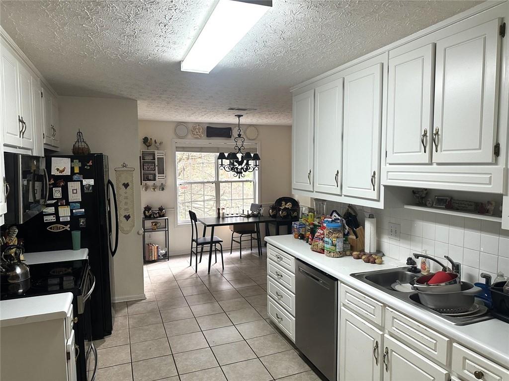 1512 Julianna Circle