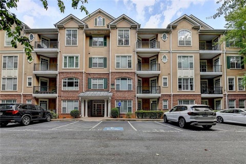 Photo of 2202 Stratford Commons, Decatur, GA 30033 (MLS # 7861473)