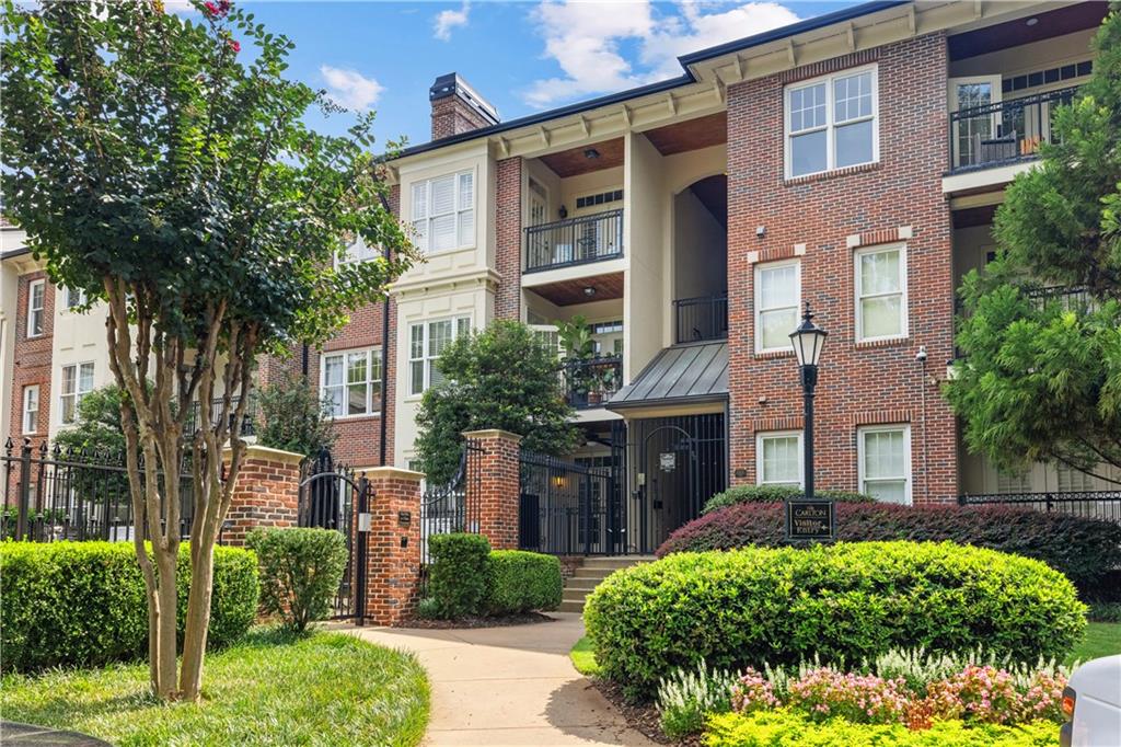 825 Highland Lane NE 1115