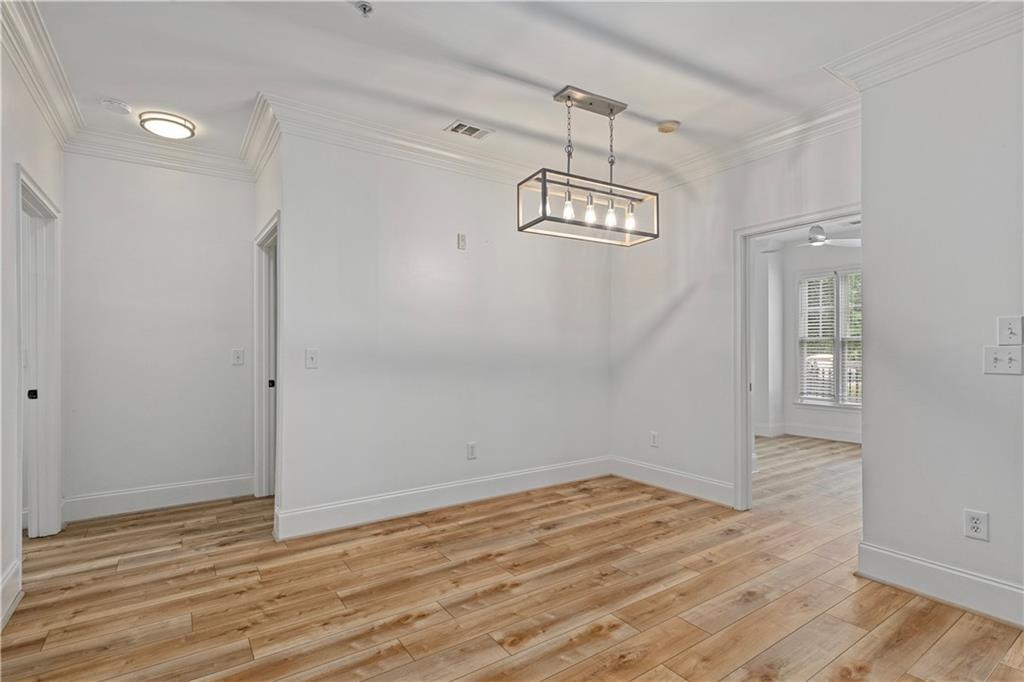 825 Highland Lane NE 1115