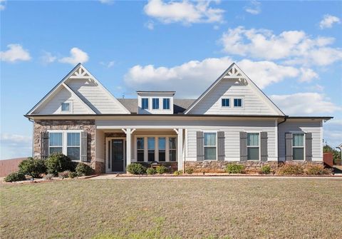 Homes For Sale - 140 Oakleigh Manor Drive<br/> Fayetteville, GA 30215