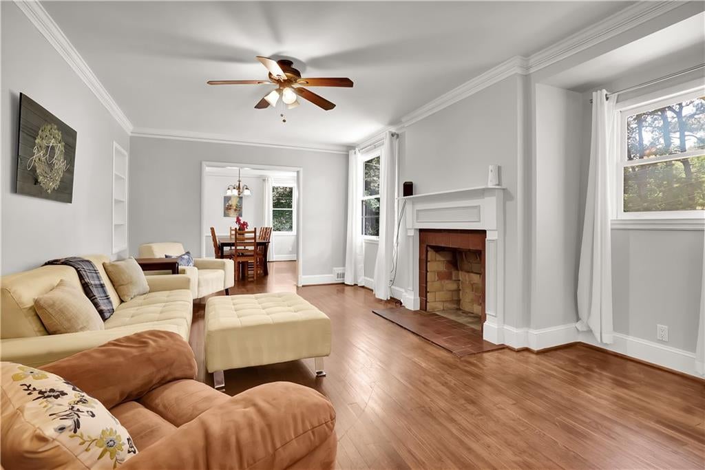 444 Collier Road NW