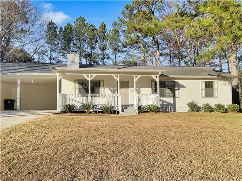 A home in Powder Springs