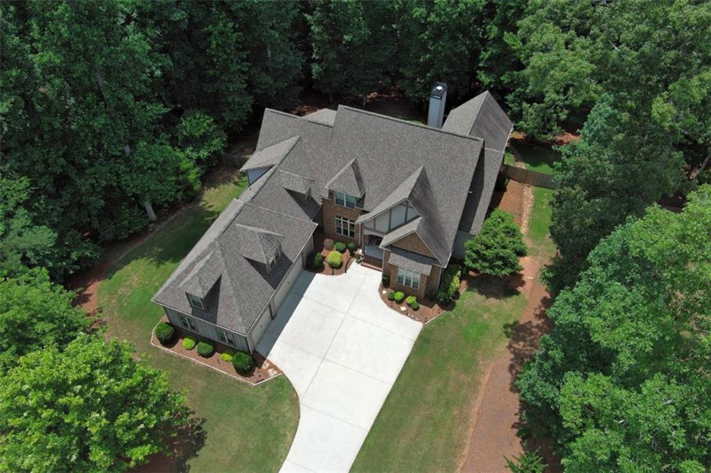 121 Walden Pond Trail