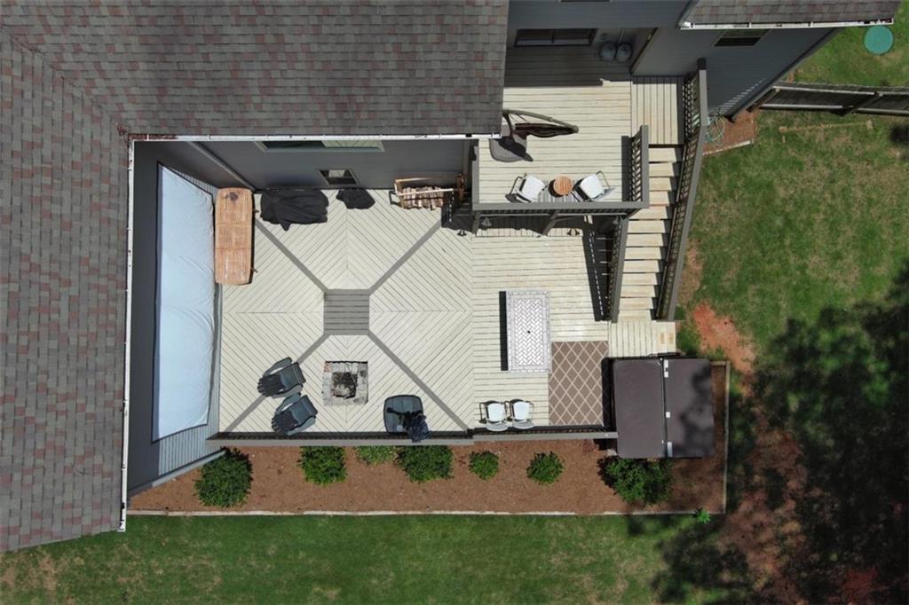 121 Walden Pond Trail