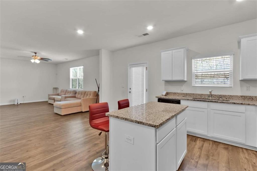 1054 Mackets Court