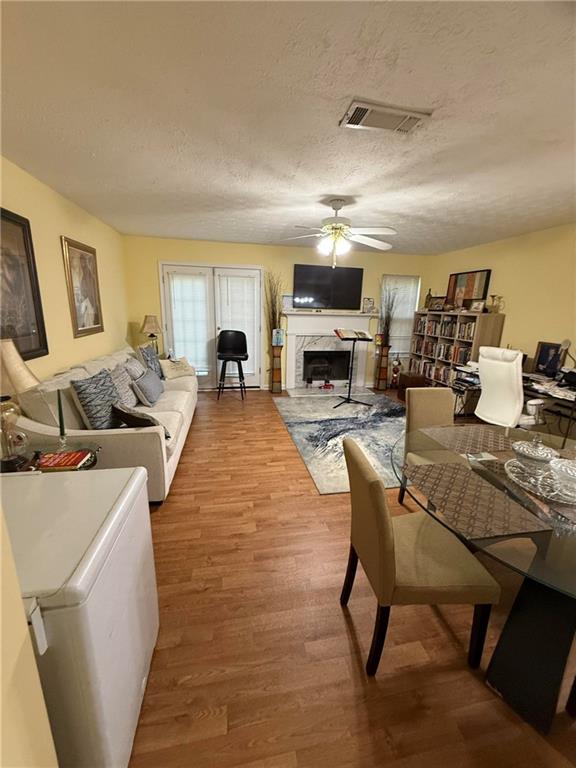 Wellington Chase - Residential