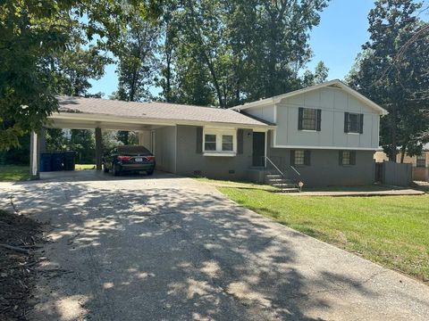 A home in Riverdale