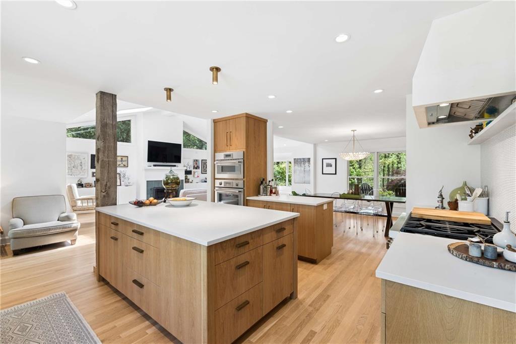 Atlanta, Georgia, 30307, United States, 4 Bedrooms Bedrooms, ,4 BathroomsBathrooms,Residential,Active,2037515