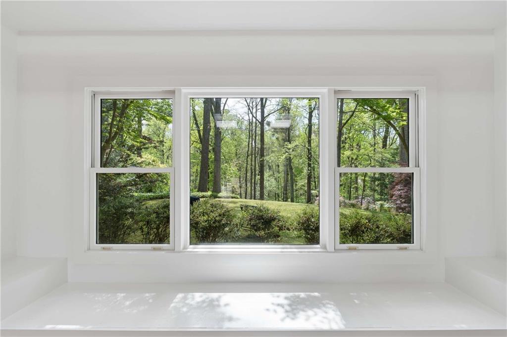 Atlanta, Georgia, 30307, United States, 4 Bedrooms Bedrooms, ,4 BathroomsBathrooms,Residential,Active,2037515