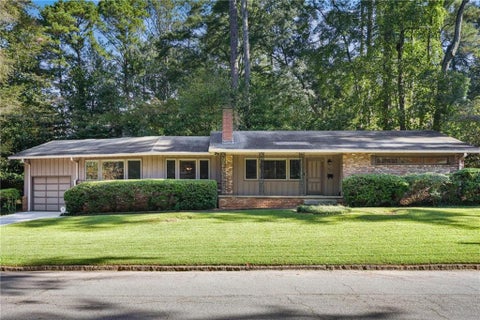 Photo of 833 Pinetree Drive, Decatur, GA 30030 (MLS # 7853985)