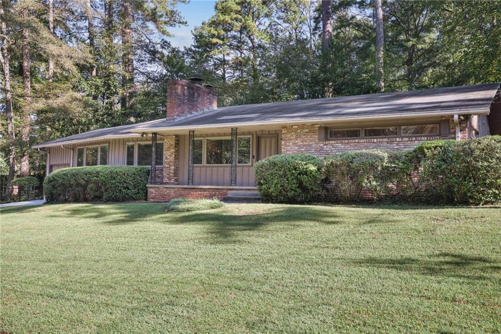 833 Pinetree Drive