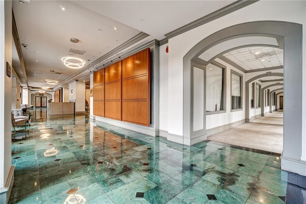 795 Hammond Drive 407
