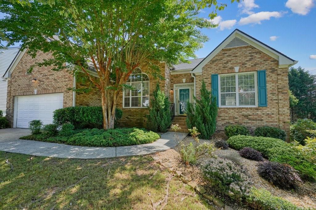 Welcome to 4514 Howell Farms Rd NW—where opportunity meets convenience. This 3-bedroom, 2-bathroom ranch home is ready for you to make it your own. The spacious 1915 sq/ft interior includes a vaulted ceiling that creates an airy, open feeling throughout, while the oversized primary suite with a private sitting room offers a perfect escape. The custom Jacuzzi walk-in spa in the primary bathroom is ideal for unwinding after a busy day.
The full unfinished basement offers endless possibilities—add a game room, gym, or whatever suits your needs. With a 3-5 year-old roof, this home is ready for your personal updates. Located just minutes from the I-75 Toll Lane Entrance and surrounded by the outdoor activities of Lake Allatoona and Downtown Acworth and close to Downtown Woodstock, this home provides the best of both worlds: tranquility and easy access to everything. At this price, this home is an exceptional value for the neighborhood. Don’t miss your chance—schedule a showing today!
