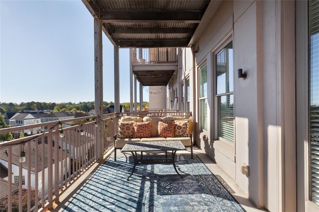 360 CHAMBERS Street 208