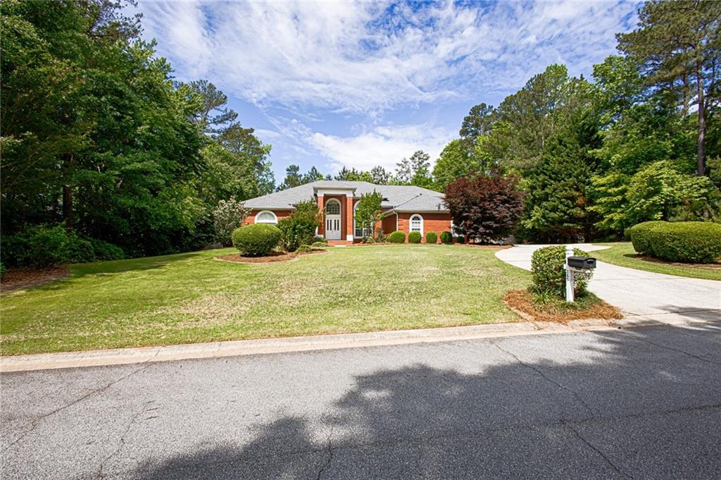 385 Windermere Circle, Newnan, Georgia image 2