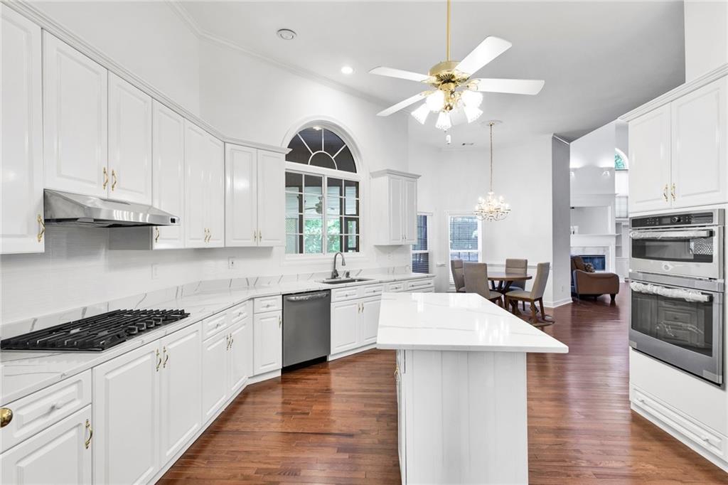 385 Windermere Circle, Newnan, Georgia image 9