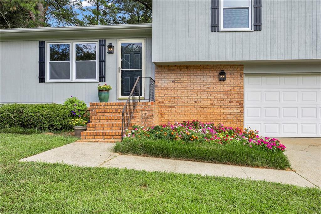 3417 Creekwood Drive SE