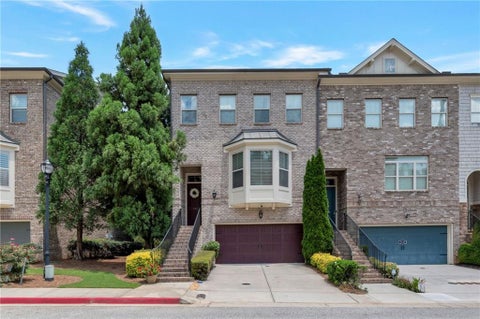 Townhouse For Sale - 2153 W Village Lane<br/> Smyrna, GA 30080