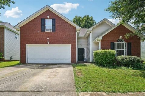 Photo of 876 Ashton Oak Circle, Stone Mountain, GA 30083 (MLS # 7630448)