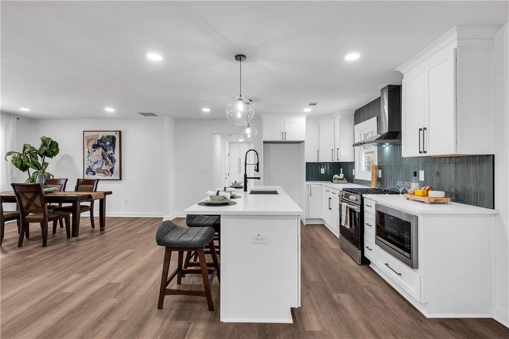 HOLLY HILLS ESTATES - Residential