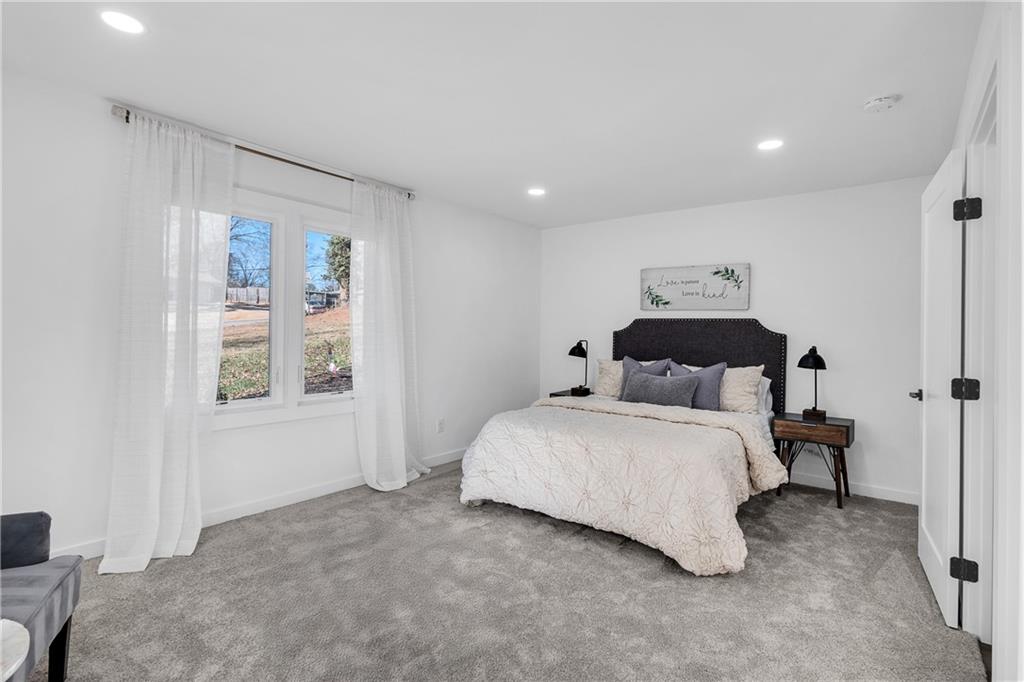 HOLLY HILLS ESTATES - Residential