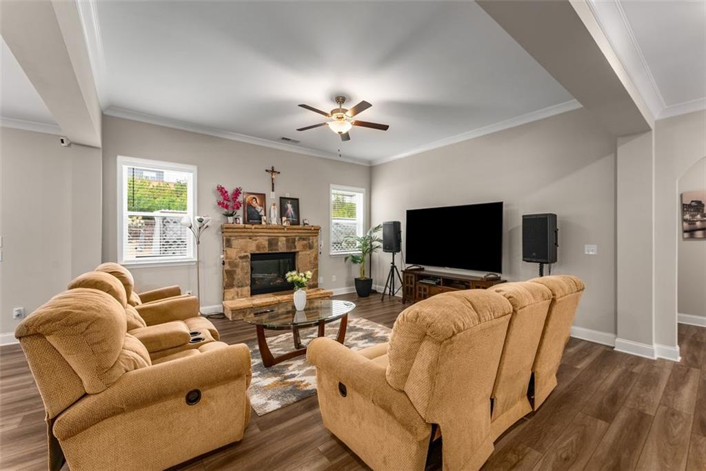 380 Parkside Meadow Drive