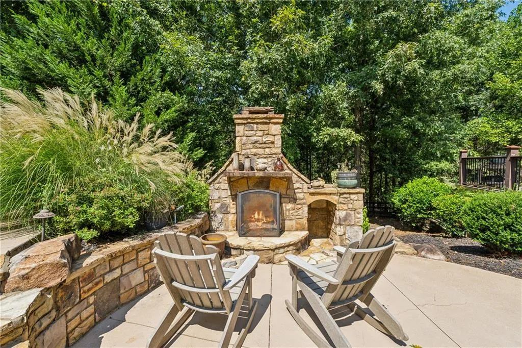 Ball Ground, Georgia 30107, United States, 5 Bedrooms Bedrooms, ,9 BathroomsBathrooms,Residential,Pending,43763