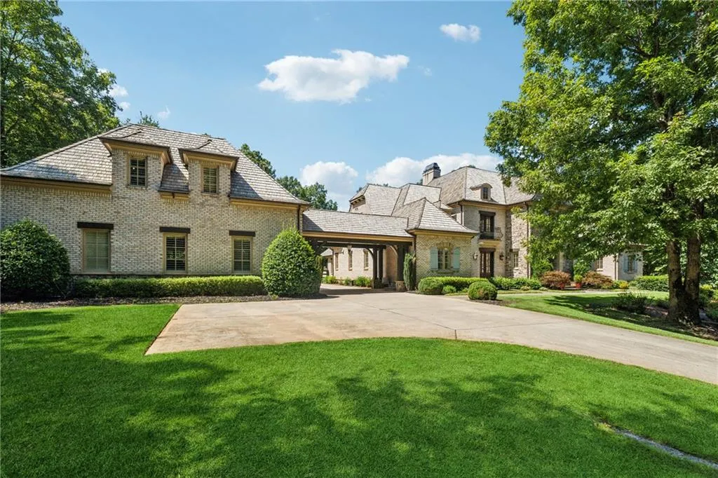 Ball Ground, Georgia 30107, United States, 5 Bedrooms Bedrooms, ,9 BathroomsBathrooms,Residential,Pending,43763