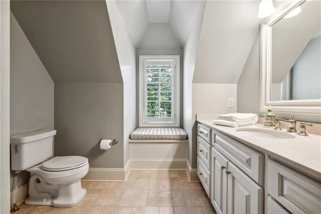 Ball Ground, Georgia 30107, United States, 5 Bedrooms Bedrooms, ,9 BathroomsBathrooms,Residential,Pending,43763