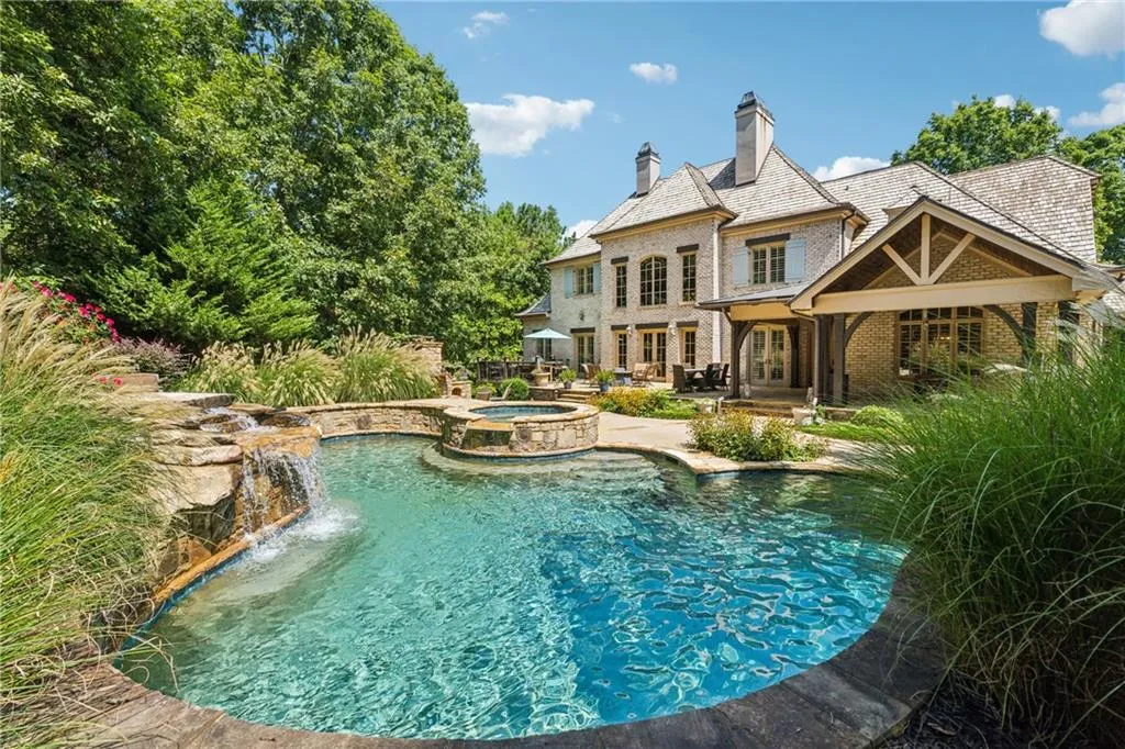 Ball Ground, Georgia 30107, United States, 5 Bedrooms Bedrooms, ,9 BathroomsBathrooms,Residential,Pending,43763