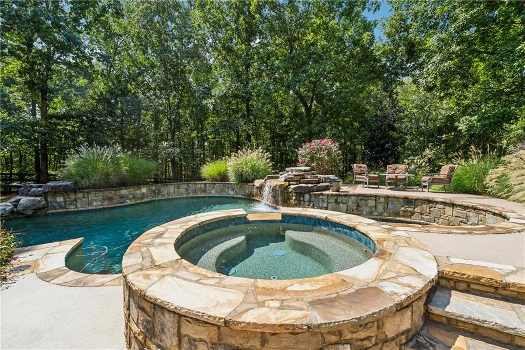 Ball Ground, Georgia 30107, United States, 5 Bedrooms Bedrooms, ,9 BathroomsBathrooms,Residential,Pending,43763