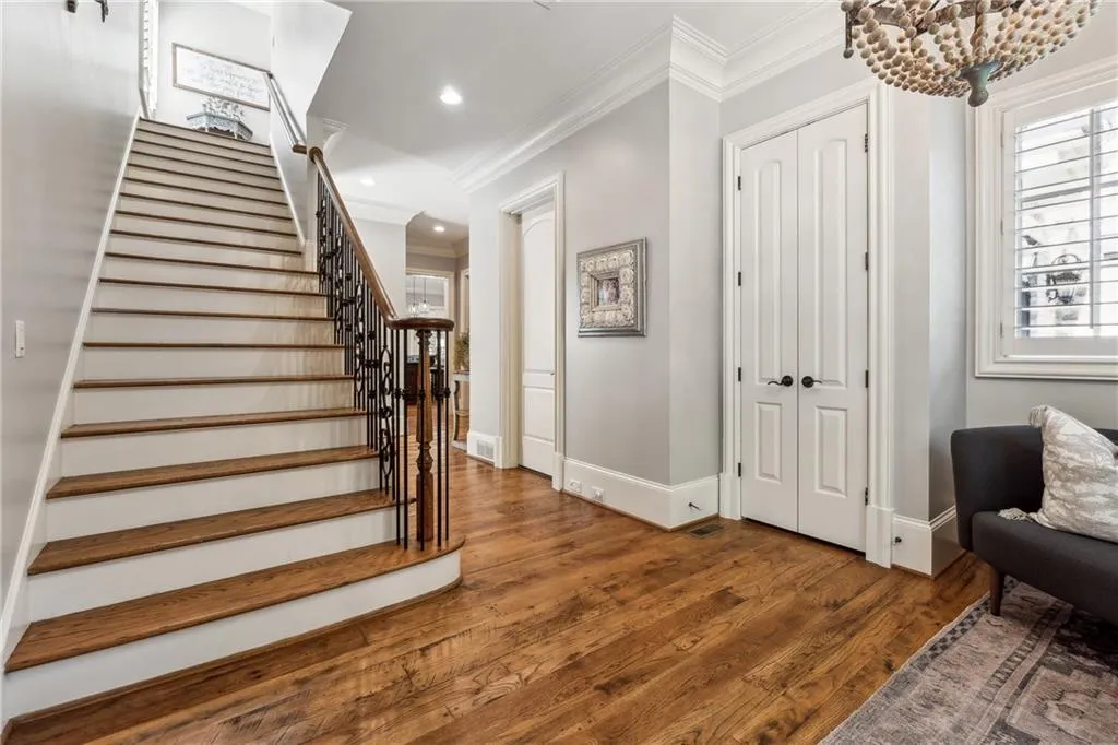 Ball Ground, Georgia 30107, United States, 5 Bedrooms Bedrooms, ,9 BathroomsBathrooms,Residential,Pending,43763