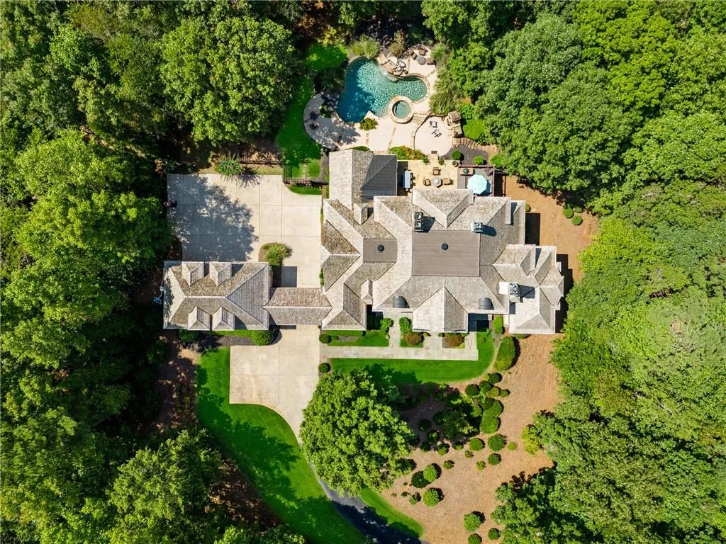 Ball Ground, Georgia 30107, United States, 5 Bedrooms Bedrooms, ,9 BathroomsBathrooms,Residential,Pending,43763